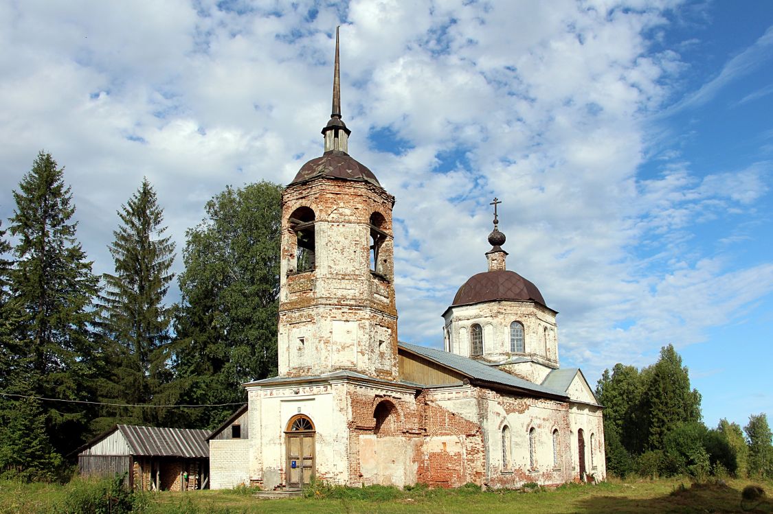 Церковь Успения Пресвятой Богородицы, Михалёво (Нейский район, Костромская область). фасады