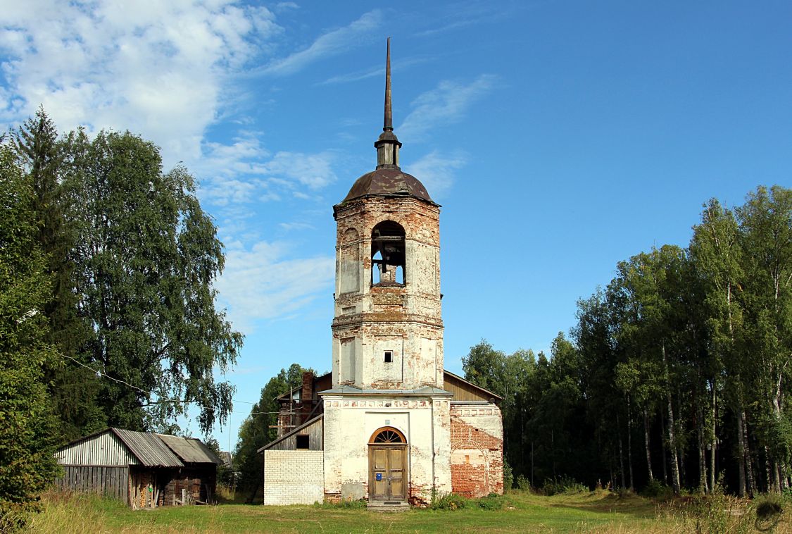 Церковь Успения Пресвятой Богородицы, Михалёво (Нейский район, Костромская область). фасады