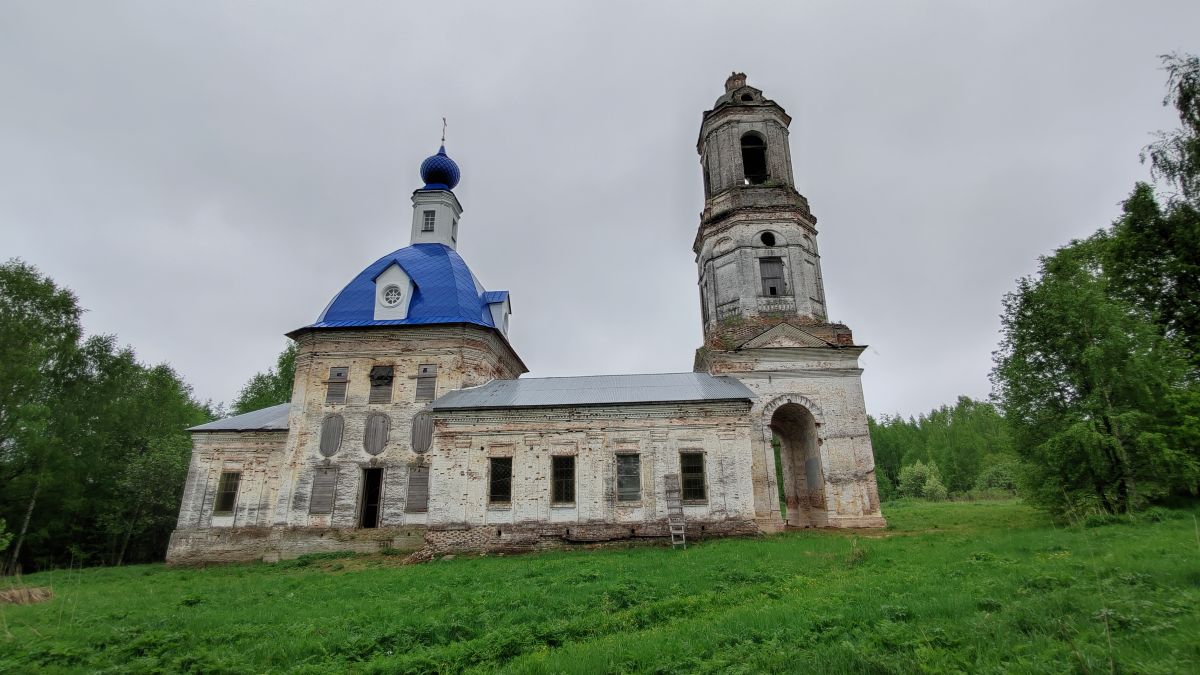 Церковь Покрова Пресвятой Богородицы, Покровское (Нейский район, Костромская область). фасады