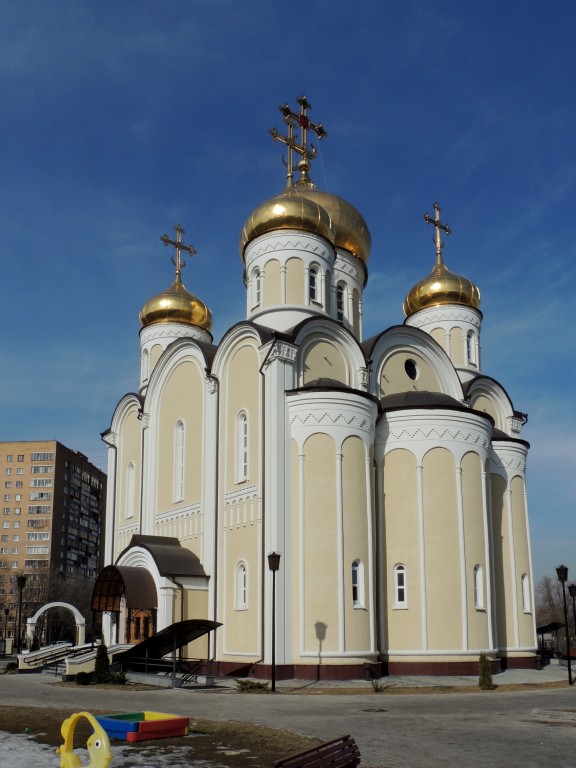 Церковь Спиридона Тримифунтского в Нагатинском затоне, Нагатинский затон (Южный административный округ (ЮАО), г. Москва). фасады