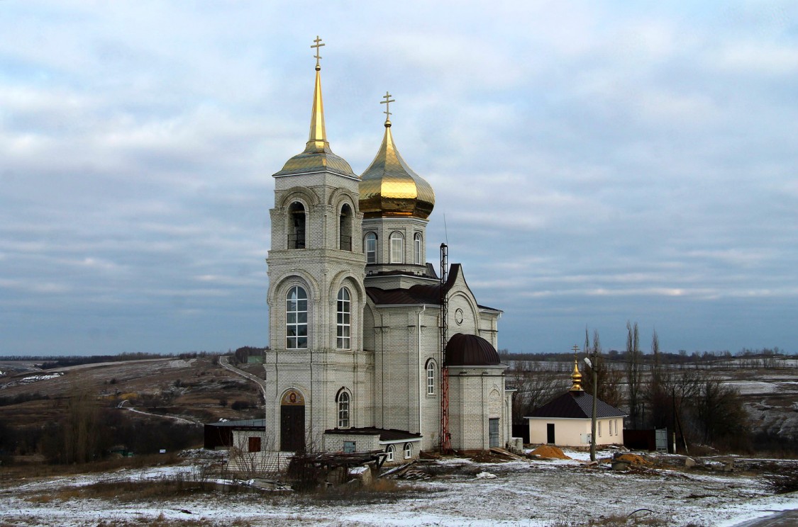Семидесятное. Церковь Михаила Архангела. фасады
