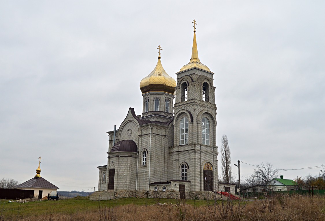 Семидесятное. Церковь Михаила Архангела. фасады