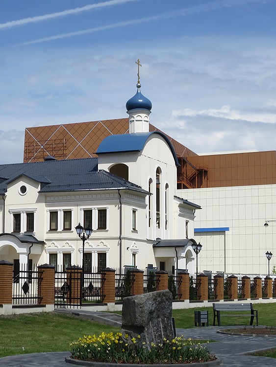 Церковь Феодора Ушакова в Южном Бутово, Южное Бутово (Юго-Западный административный округ (ЮЗАО), г. Москва). дополнительная информация, Звонница церкви Феодора Ушакова в Южном Бутове.