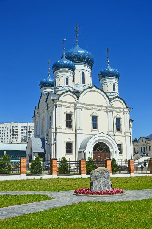 Церковь Феодора Ушакова в Южном Бутово, Южное Бутово (Юго-Западный административный округ (ЮЗАО), г. Москва). фасады