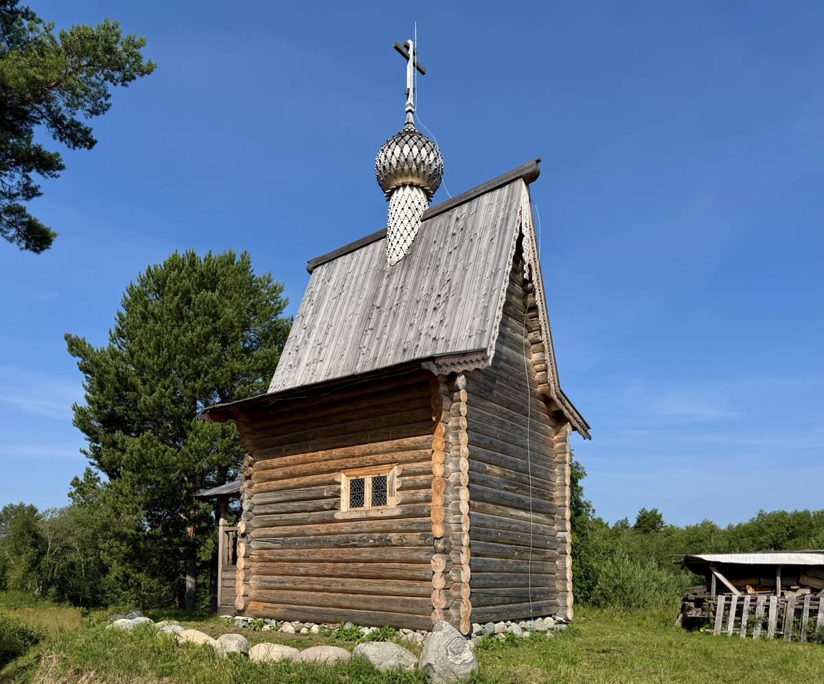Часовня Георгия Победоносца, Зашондомье (Плесецкий район, Архангельская область). фасады, Вид с юго-востока