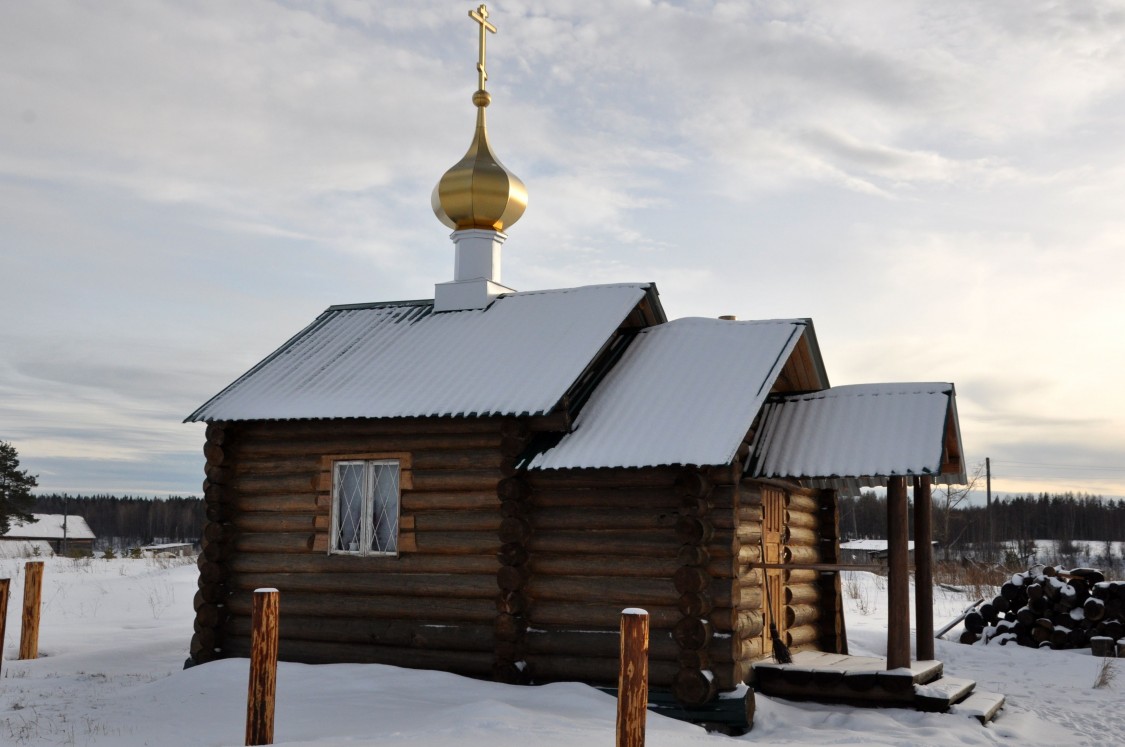 Часовня Николая Чудотворца, Ярнема (Плесецкий район, Архангельская область). фасады, Часовня Николая Чудотворца в Ярнеме