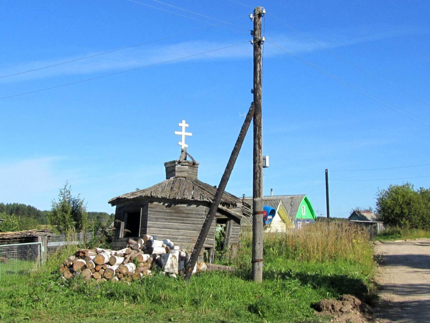 Часовня Георгия Победоносца (старая), Зиново (Плесецкий район, Архангельская область). фасады, вид с северо-запада