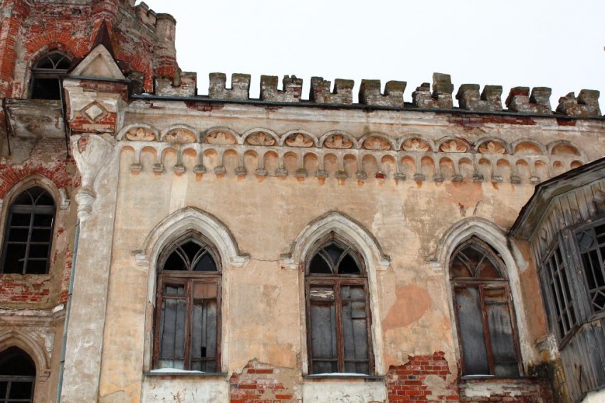 Церковь Николая Чудотворца, Авчурино (Ферзиковский район, Калужская область). архитектурные детали, Фрагмент западного фасада
