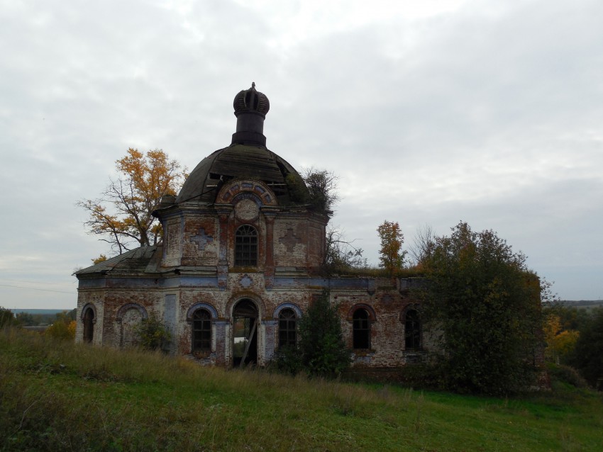 Церковь Петра и Павла, Крынды (Агрызский район, Республика Татарстан). фасады
