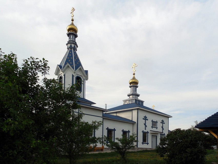 Большие Аты. Церковь Покрова Пресвятой Богородицы. фасады