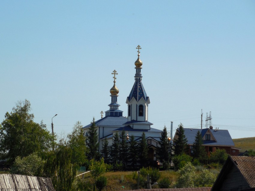 Церковь Покрова Пресвятой Богородицы, Большие Аты (Нижнекамский район, Республика Татарстан). фасады
