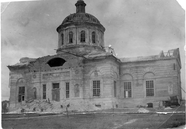 Алексеевка. Церковь Воздвижения Креста Господня. архивная фотография