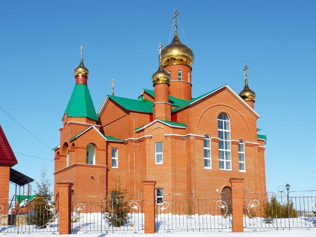 Церковь Серафима Саровского, Бавлы (Бавлинский район, Республика Татарстан). фасады