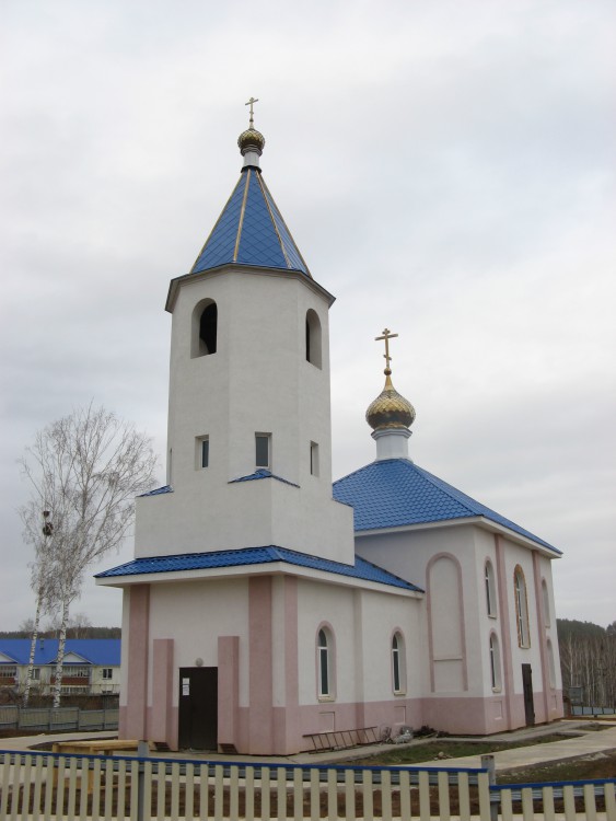 Церковь Покрова Пресвятой Богородицы (новая), Шереметьевка (Нижнекамский район, Республика Татарстан). фасады