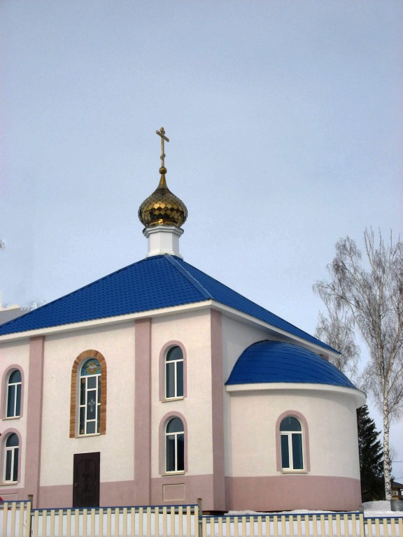 Церковь Покрова Пресвятой Богородицы (новая), Шереметьевка (Нижнекамский район, Республика Татарстан). архитектурные детали, Главный объем церкви с апсидой