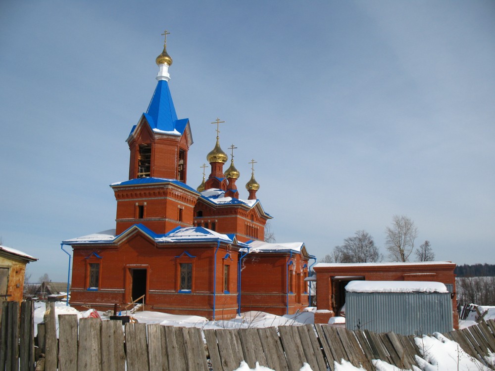 Красное. Церковь Успения Пресвятой Богородицы. фасады