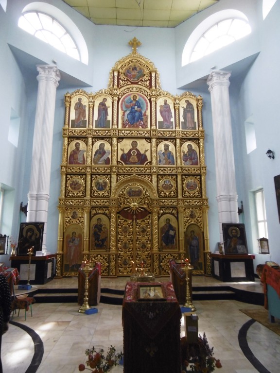 Церковь Тихвинской иконы Божией Матери, Тюрнясево (Нурлатский район, Республика Татарстан). интерьер и убранство, Иконостас храма