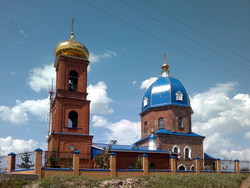Новошешминск. Церковь Троицы Живоначальной. фасады