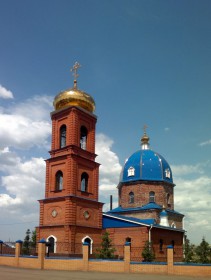 Новошешминск. Церковь Троицы Живоначальной