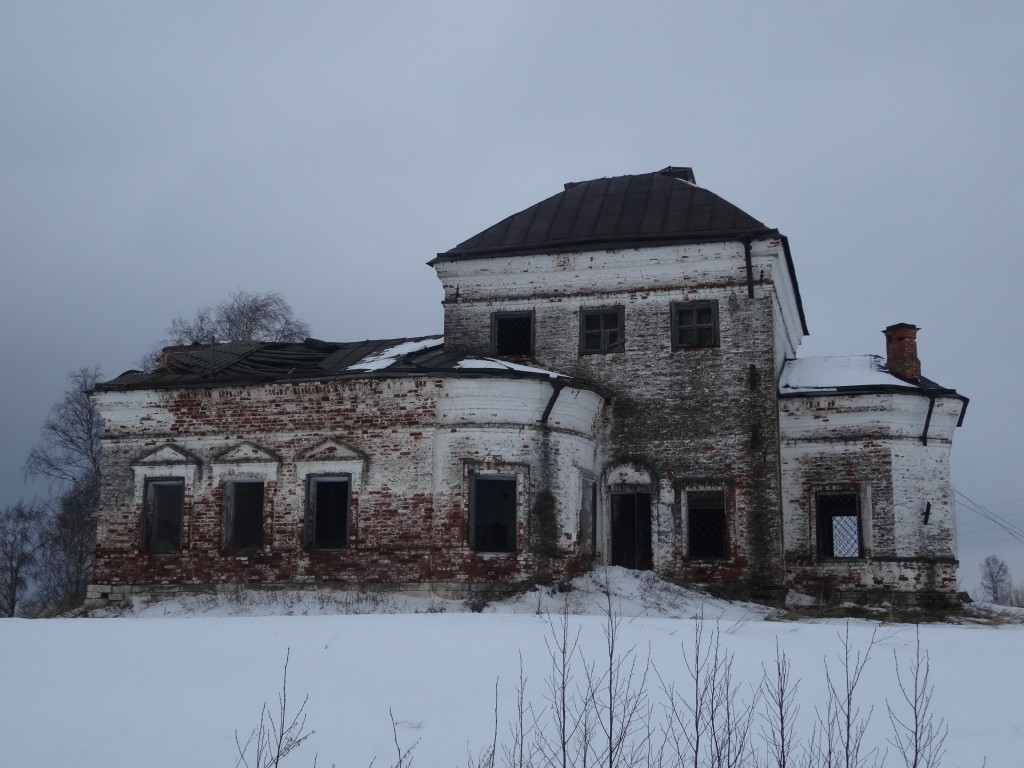 Ступино. Церковь Рождества Христова. общий вид в ландшафте, вид с юга