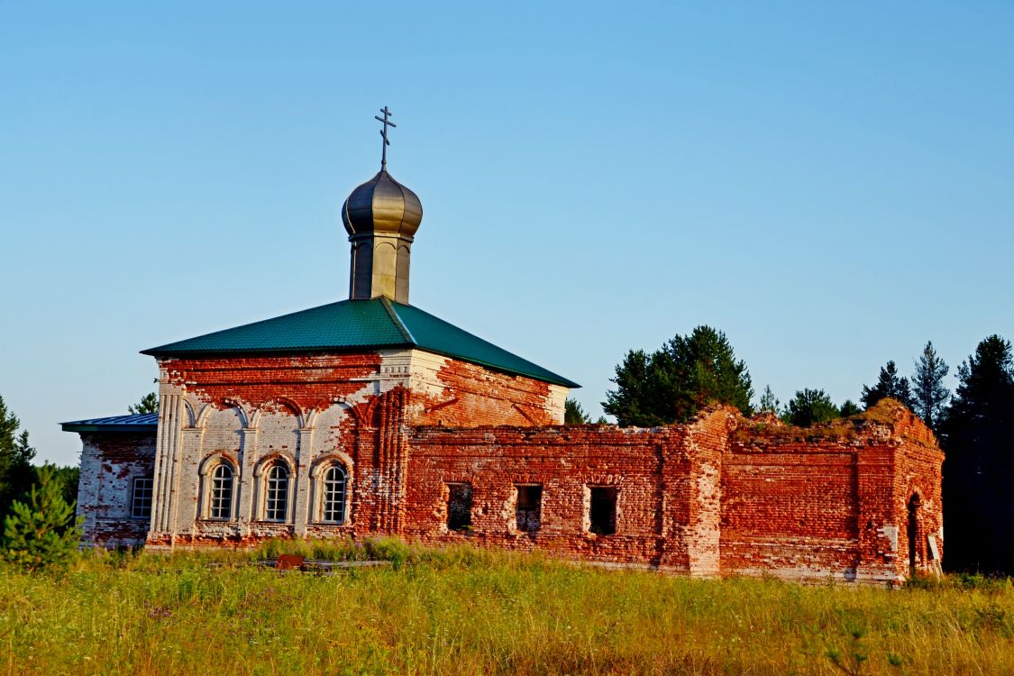 Погост (Ныкола). Церковь Рождества Христова. фасады