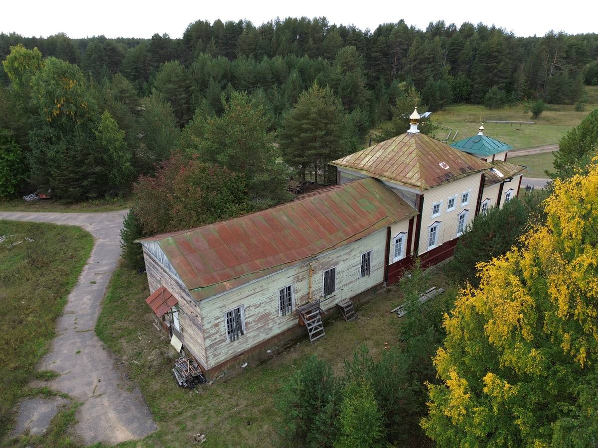 Церковь Рождества Христова, Коскошина (Холмогорский район, Архангельская область). общий вид в ландшафте