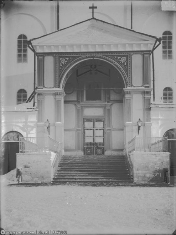 Нижегородский район. Кремль. Собор Спаса Преображения (новый). архивная фотография, Вид на паперть.  Источник: https://pastvu.com/p/172360