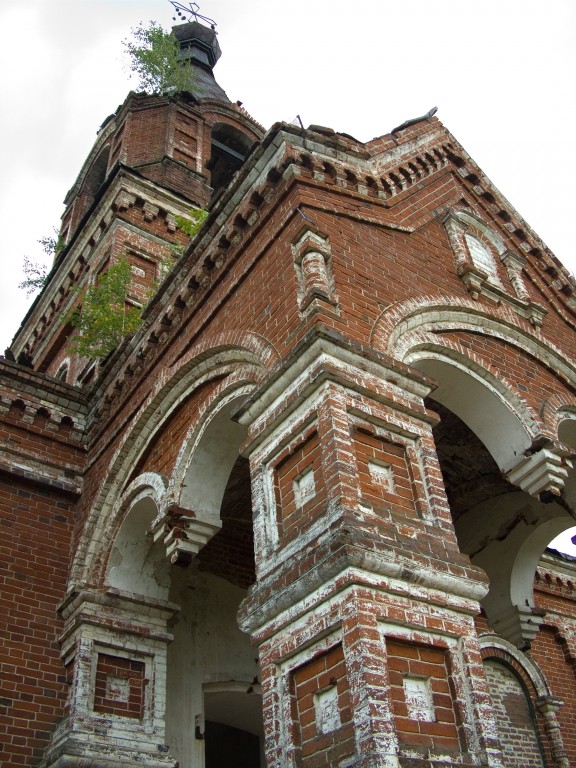 Елёво (Петропавловское), урочище. Церковь Петра и Павла. архитектурные детали