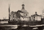 Церковь Успения Пресвятой Богородицы, Церковь справа. Фото 1915 г. с аукциона e-bay.de<br>, Бытень, Ивацевичский район, Беларусь, Брестская область