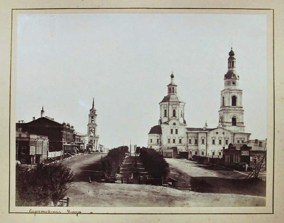 Собор Вознесения Господня (старый), Ульяновск (Ульяновск, город, Ульяновская область). архивная фотография, Старый Вознесенский собор. Фотография кон. ХIХ в. С сайта: https://mitropolia-simbirsk.ru/wp-content/uploads/2021/12/voznesenskij-sobor-sprava.jpg