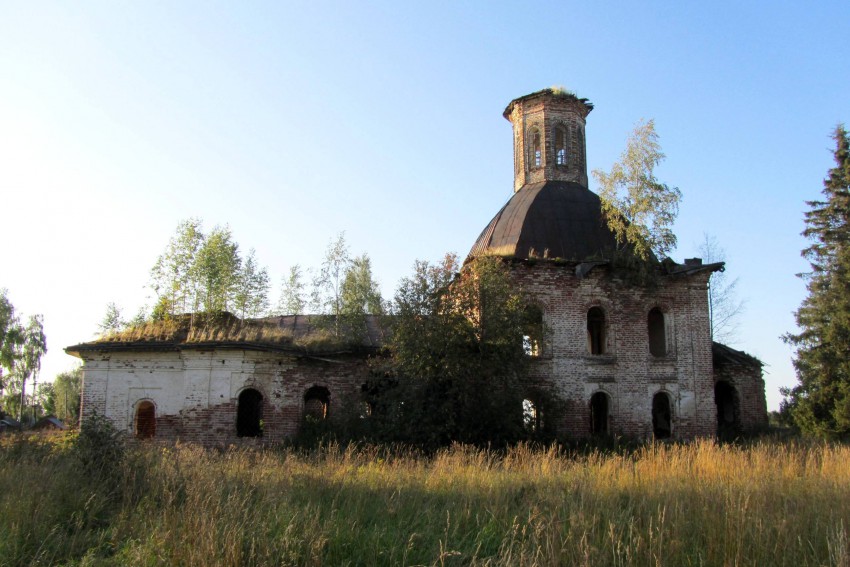 Корниловская. Церковь Покрова Пресвятой Богородицы. фасады, вид с юго-востока