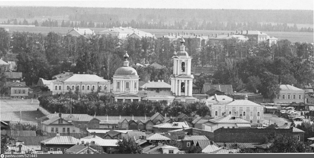 Пермь. Церковь Троицы Живоначальной на Сенной площади. архивная фотография, Церковь Троицы Живоначальной на Сенной площади