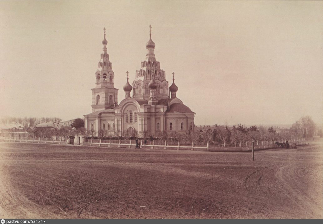 Церковь Воскресения Христова и Александра Невского, Пермь (Пермь, город, Пермский край). архивная фотография, Автор:А.А. Якунин Источник:ПОКМ №16993 / 11, Пермь — 285 лет. Из века в века переходя / А.И. Овсянников, Екатеринбург, 2008