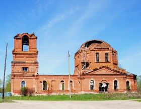 Лужны. Церковь Успения Пресвятой Богородицы