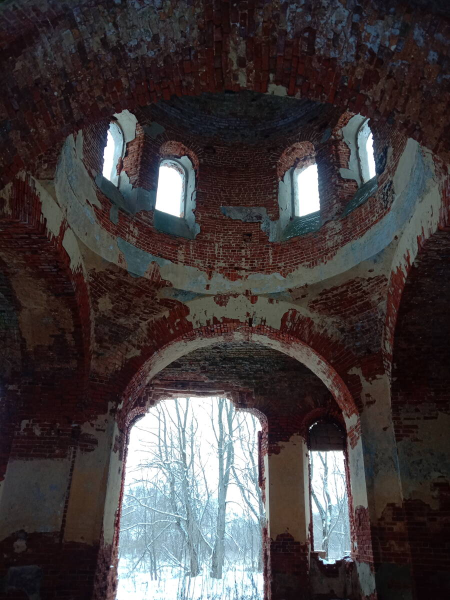 Церковь Михаила Архангела, Архангельское (Чернский район, Тульская область). интерьер и убранство