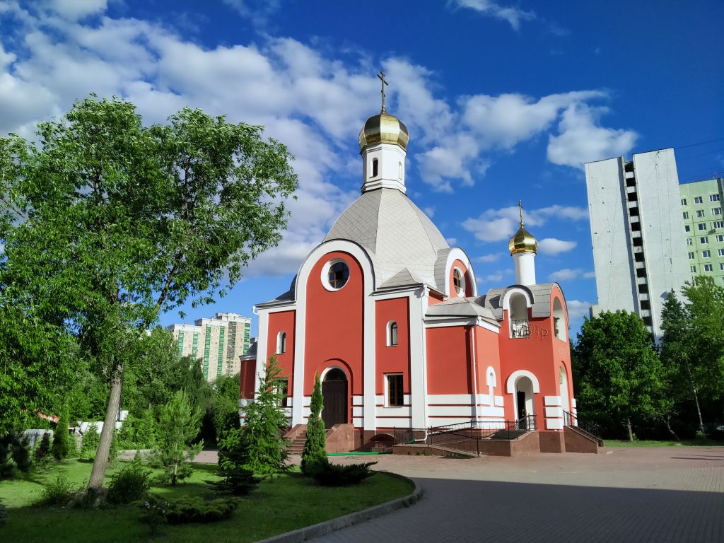 Церковь Входа Господня в Иерусалим в Бирюлёве, Бирюлёво Восточное (Южный административный округ (ЮАО), г. Москва). фасады