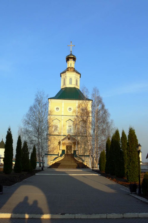Иоанно-Богословский Макаровский мужской монастырь. Собор Иоанна Богослова, Макаровка (Саранск, город, Республика Мордовия). фасады