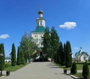Макаровка. Иоанно-Богословский Макаровский мужской монастырь. Собор Иоанна Богослова