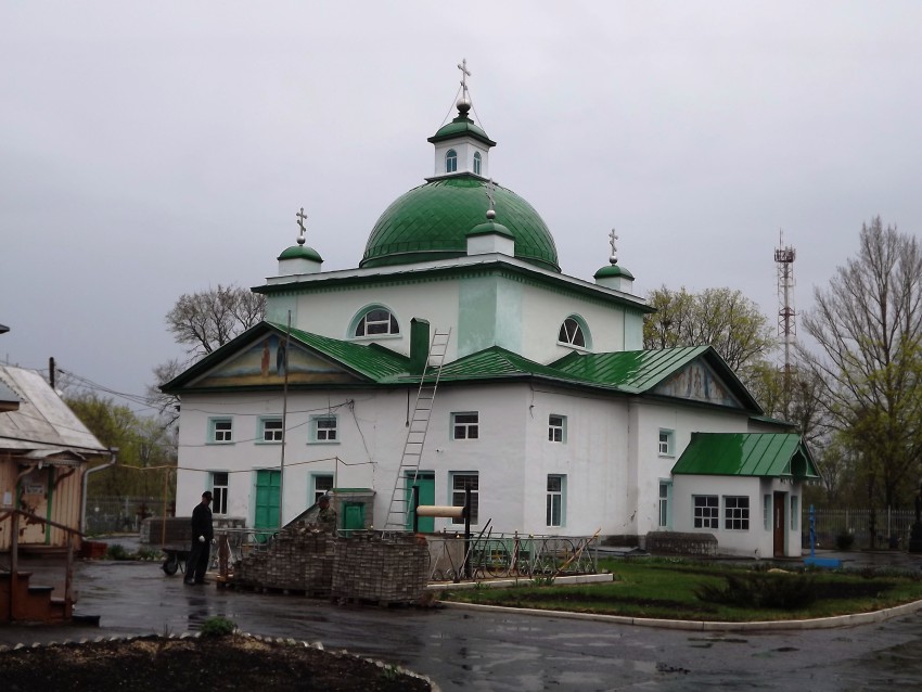 Церковь Космы и Дамиана, Кирсанов (Кирсановский район и г. Кирсанов, Тамбовская область). общий вид в ландшафте