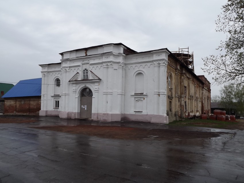 Кирсанов. Церковь Тихвинской иконы Божией Матери. фасады