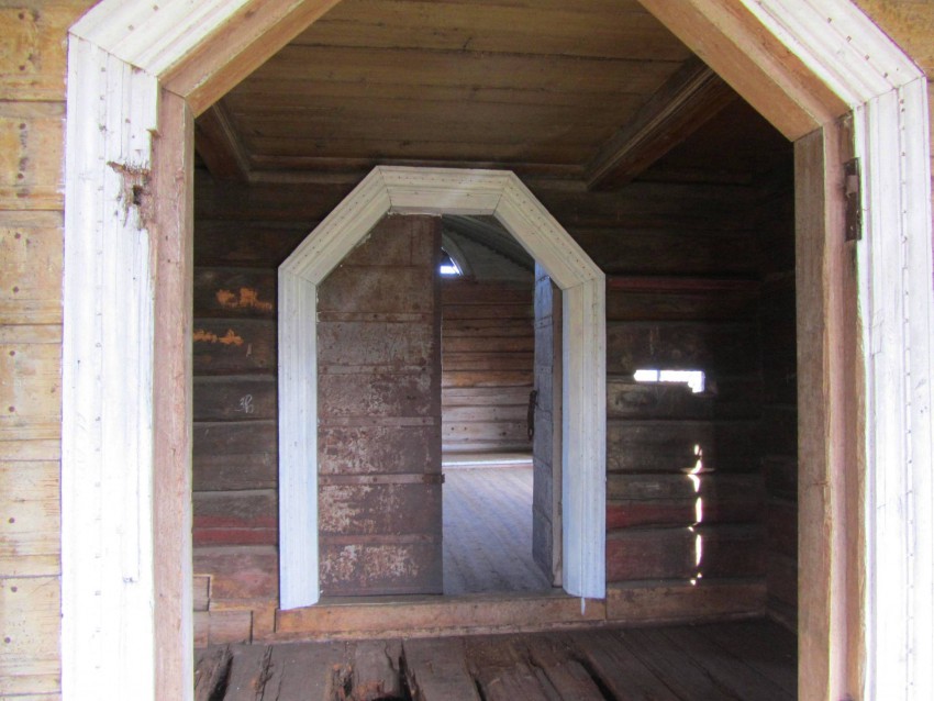 Часовня Георгия Победоносца, Сакулинская (Красноборский район, Архангельская область). интерьер и убранство, прихожая