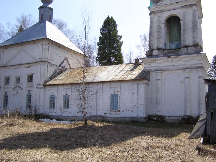 Иванковица. Церковь Иоанна Предтечи. фасады