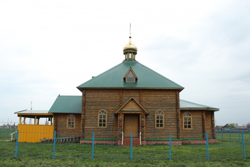 Александровка. Церковь Александра Невского. фасады, Вид на южный фасад