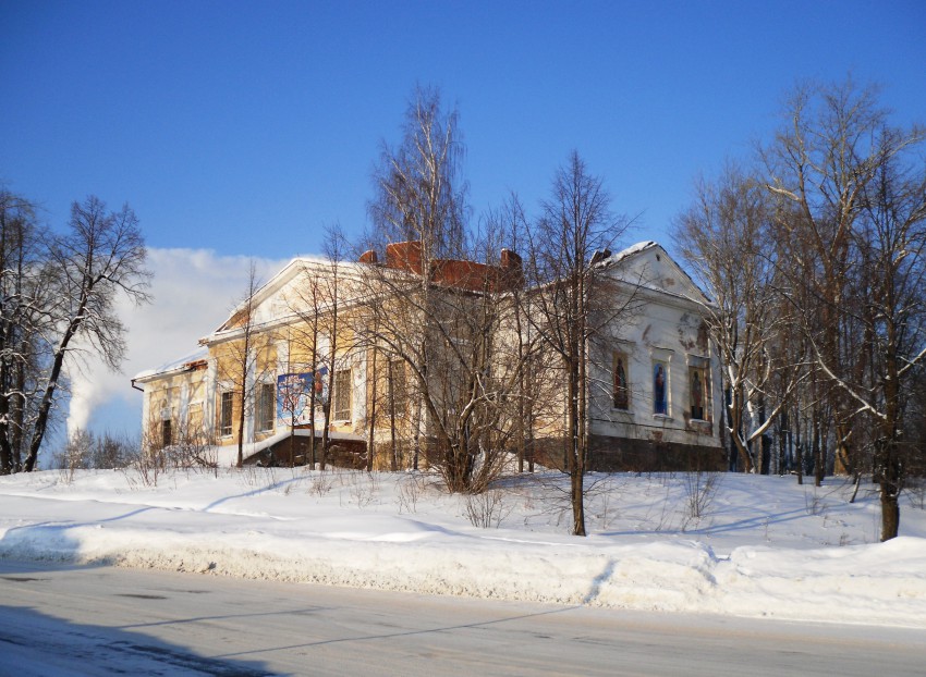 Добрянка. Церковь Рождества Пресвятой Богородицы. фасады