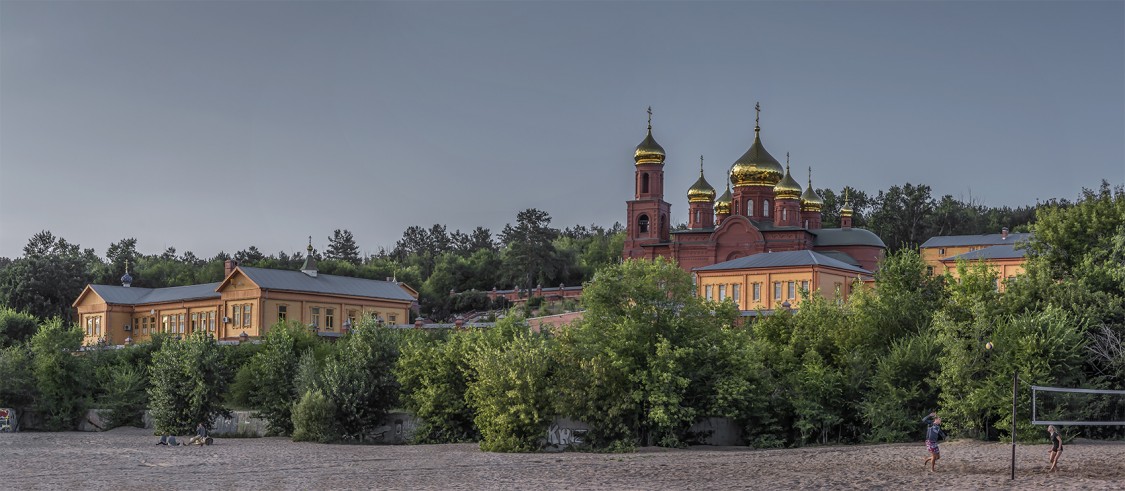 Воскресенский мужской монастырь, Портпосёлок (Тольятти, город, Самарская область). общий вид в ландшафте
