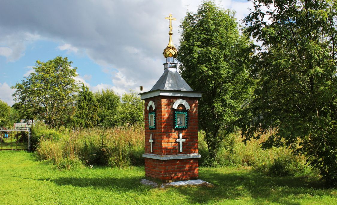 Старое Сельцо. Часовенный столп. фасады