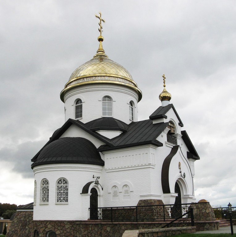 Новая Ляда. Церковь Силуана Афонского. фасады, Вид храма с северо-западной стороны