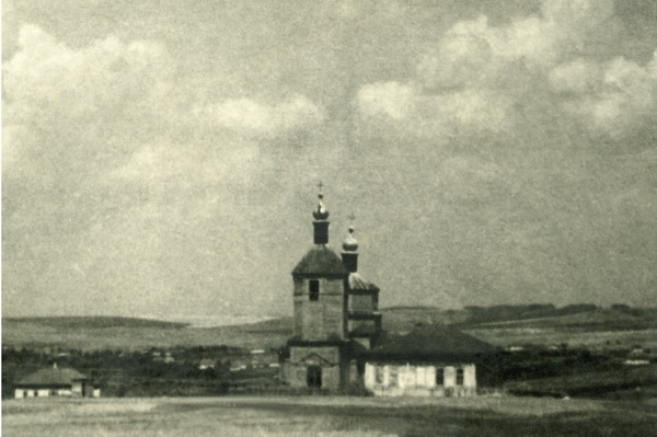 Вихлянцевский. Церковь Успения Пресвятой Богородицы. архивная фотография, источник - сайт duhovenstvovd.ru