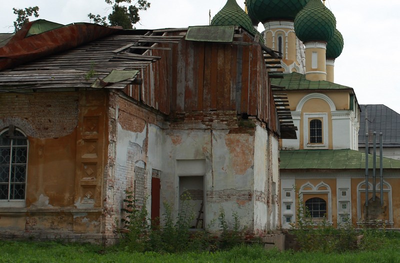 Алексеевский женский монастырь. Церковь Алексия, митрополита Московского, Углич (Угличский район, Ярославская область). архитектурные детали, Притвор церкви, вид с севера