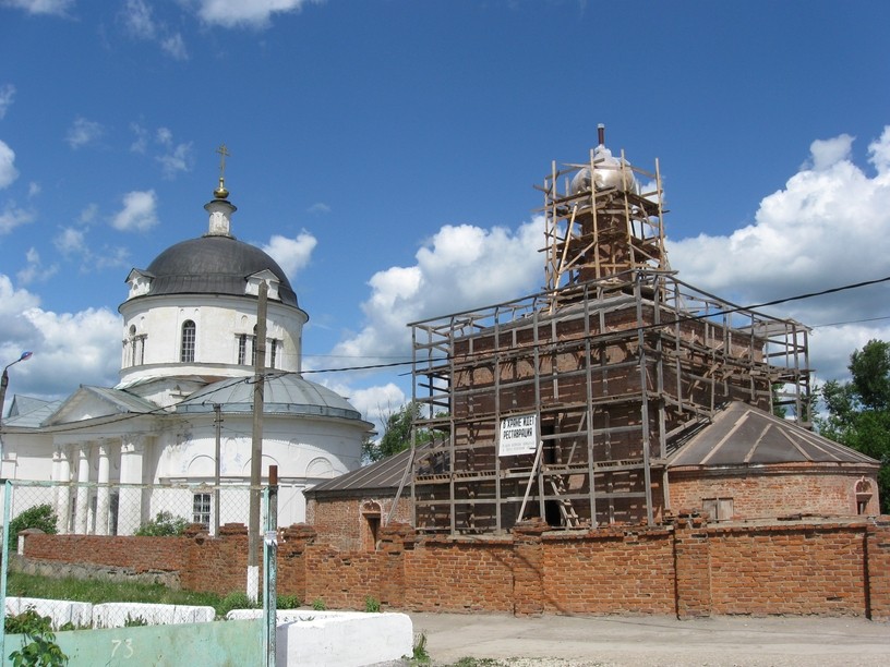 Храмовый комплекс. Старый и новый соборы Успения Пресвятой Богородицы, Алексин (Алексинский район и пос. Новогуровский, Тульская область). документальные фотографии